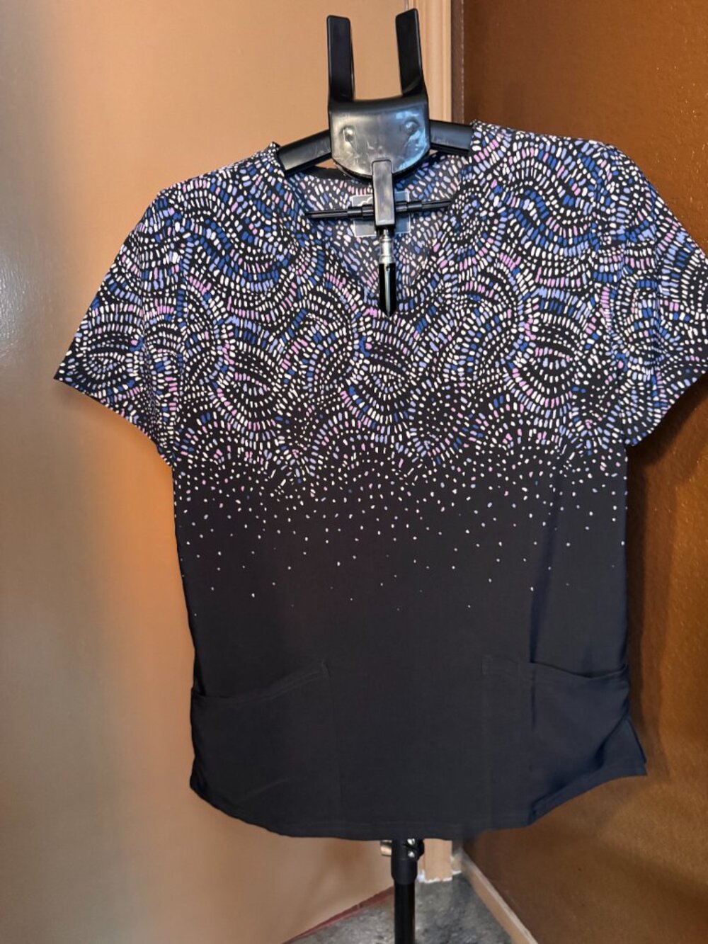 Butter-soft stretch scrub top Medium